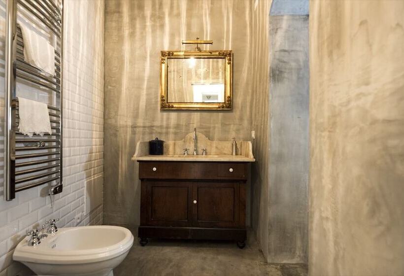 پانسیون Sanbartolomeo Casa & Putìa