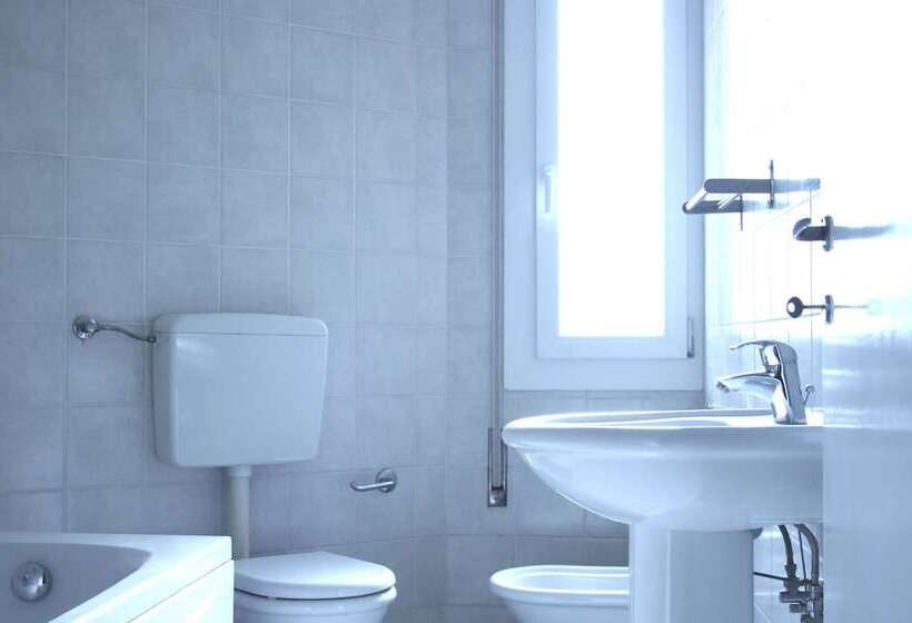 Pension (Hôtel basse catégorie) The Guesthouse Treviso