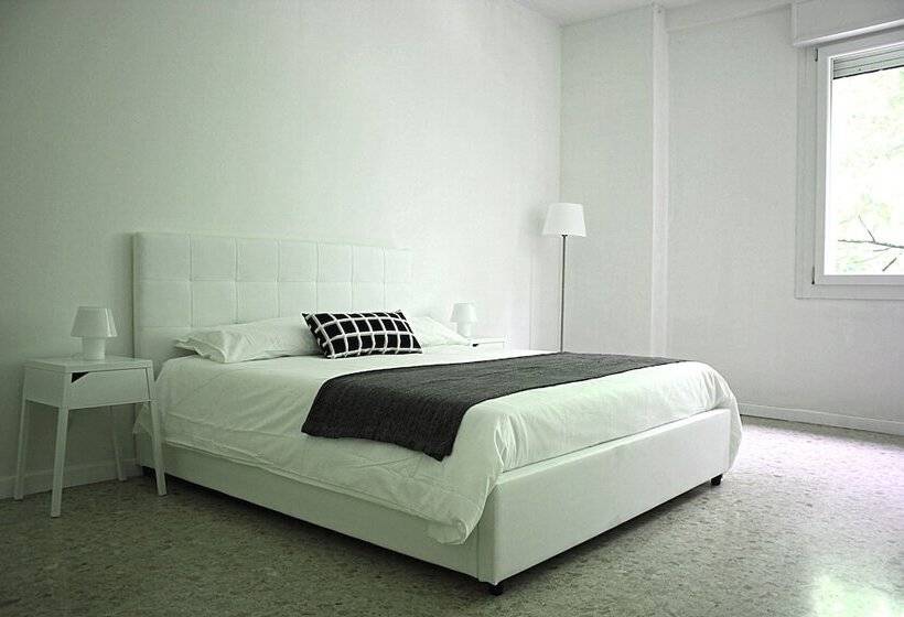 Pension (Hôtel basse catégorie) The Guesthouse Treviso