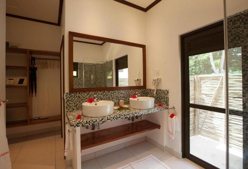 هتل Les Lauriers Eco