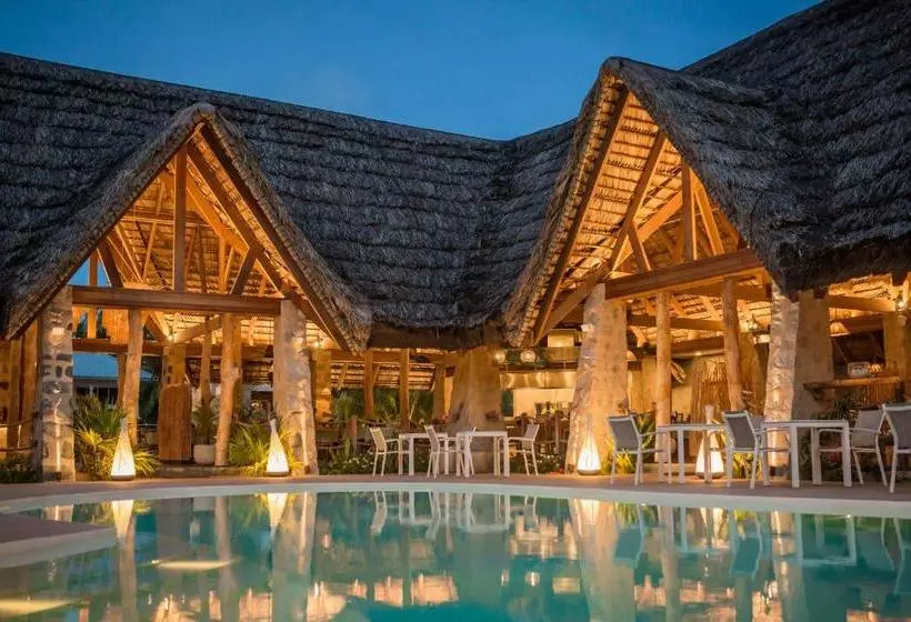 هتل Les Lauriers Eco