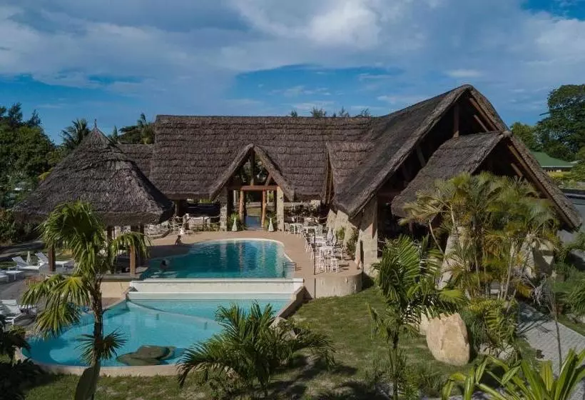 هتل Les Lauriers Eco