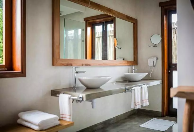 هتل Les Lauriers Eco