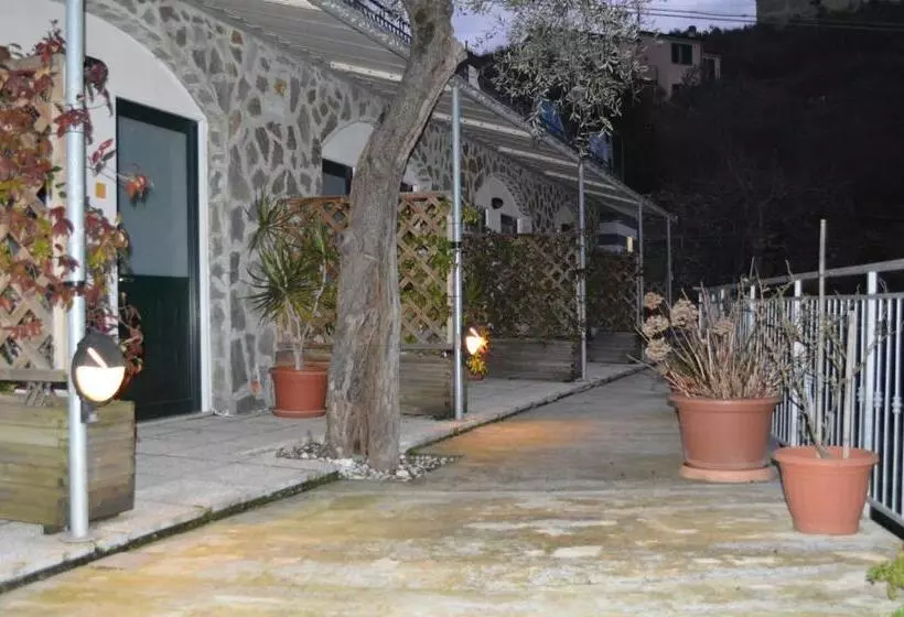 Pensione Affittacamere Arabafenice