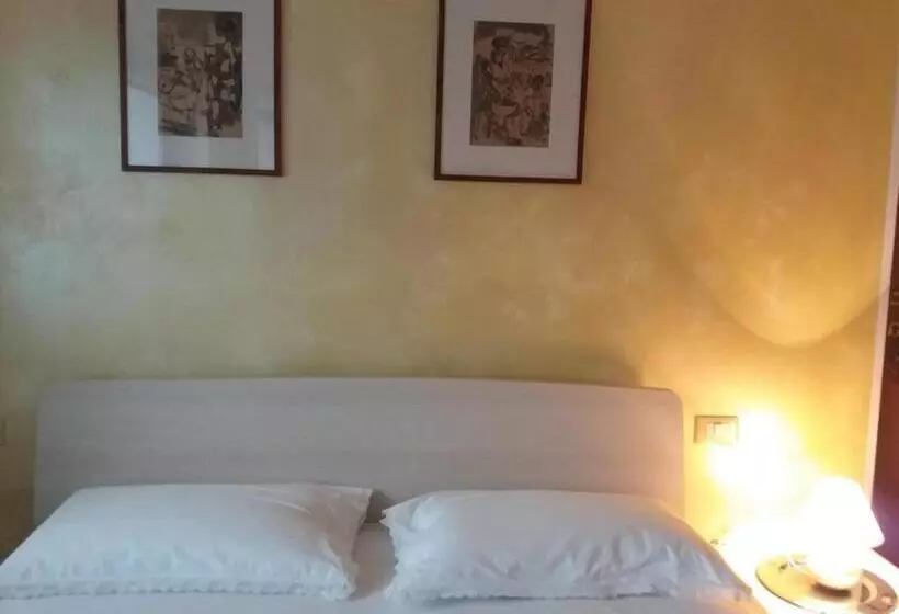 Pensione Affittacamere Arabafenice