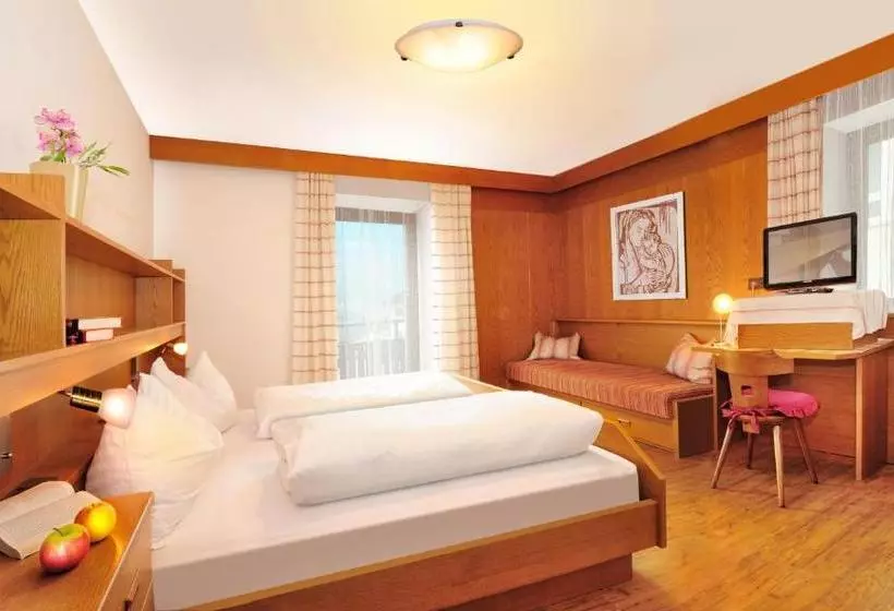 ペンション Gasthof Anich