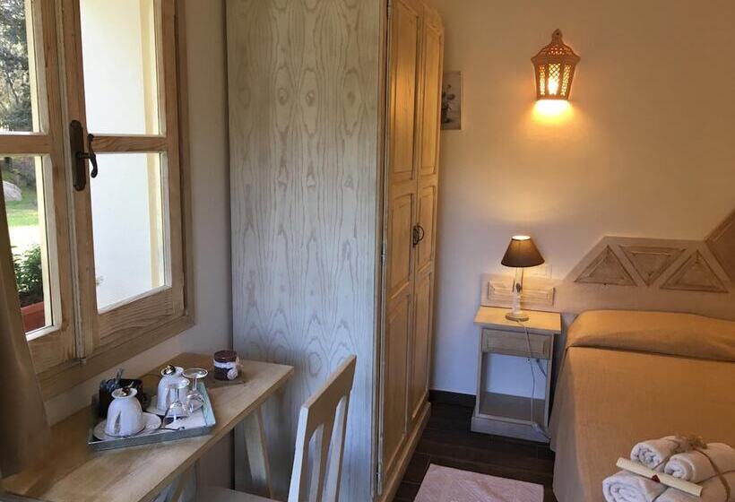 酒店 Agriturismo Monti Di Jogliu