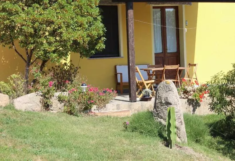 هتل Agriturismo Campesi Casale Tra Le Vigne