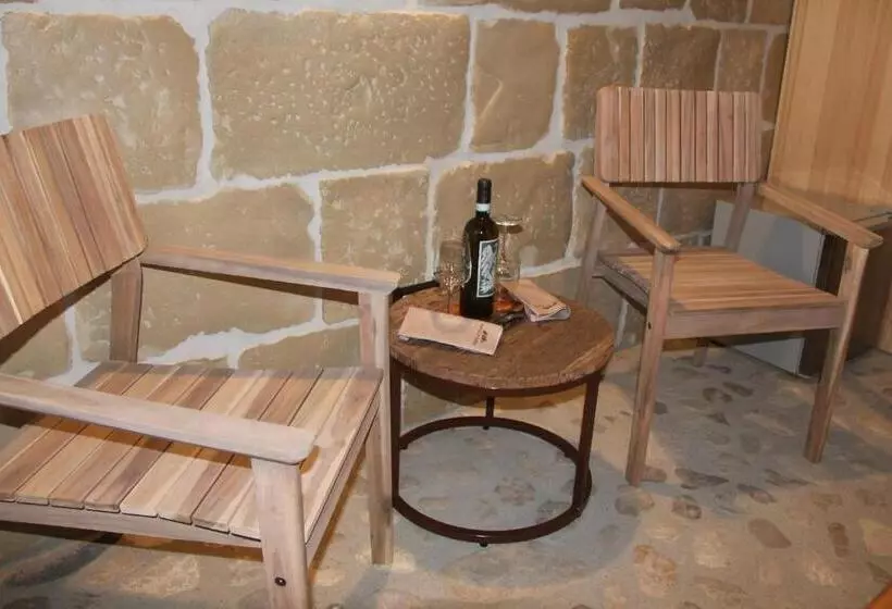 Hotelli Pietre Di Fiume