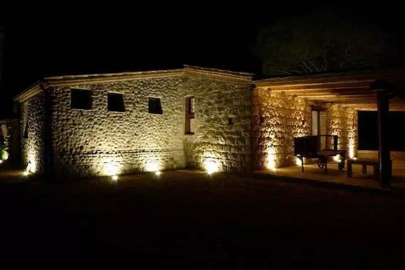 Hotelli Pietre Di Fiume