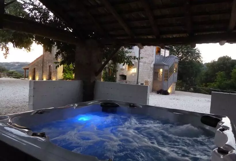 Hotelli Pietre Di Fiume