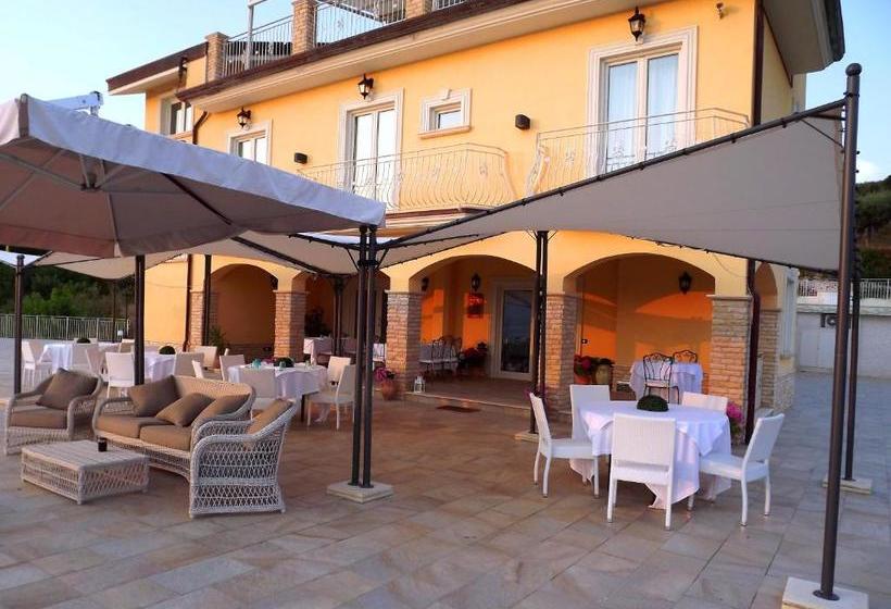 Отель Villa Marchesa