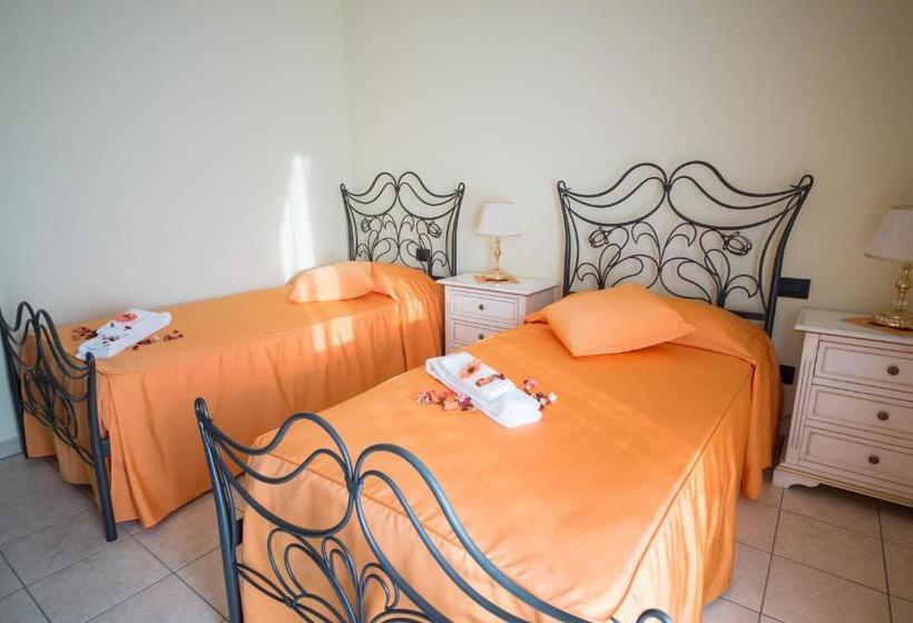 Отель Villa Marchesa