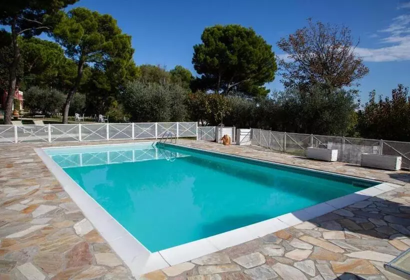 Hotelli Agriturismo Ca  Verde   Il Giardino Narrante