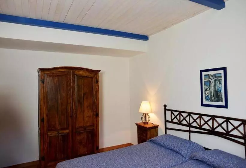 Hotelli Agriturismo Fattoria Il Casalone