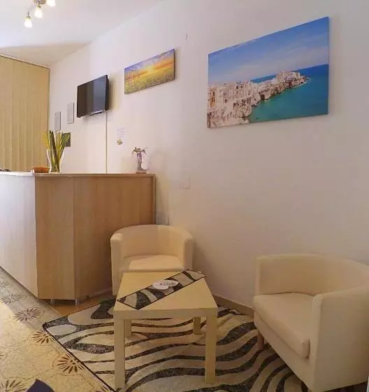 Majatalo Le Bouganville