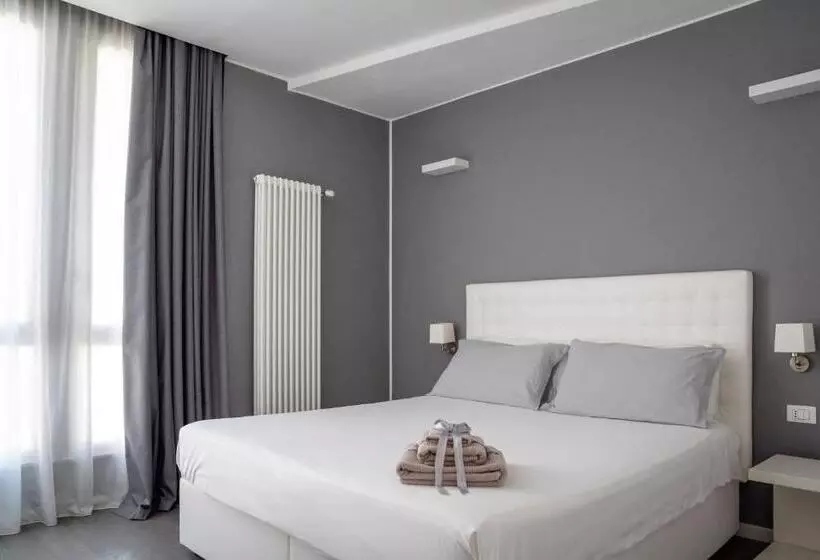 پانسیون Midnight In Genova