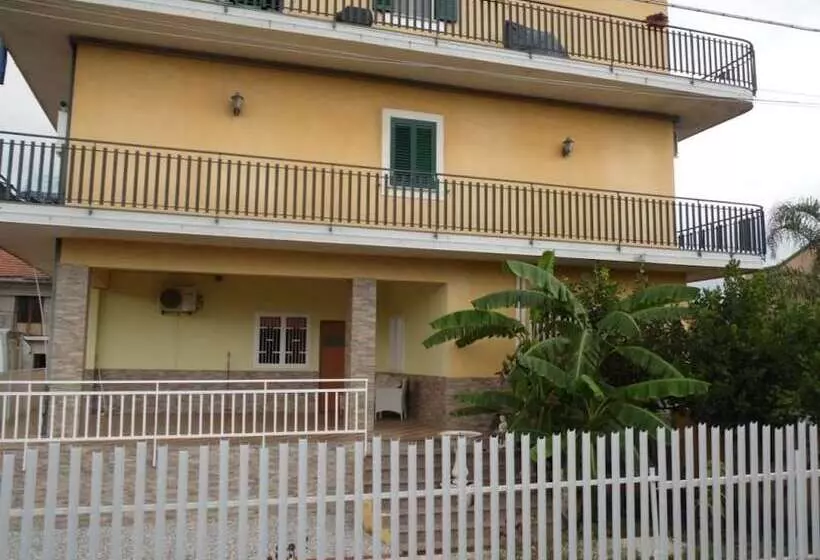 ペンション Oasi Puntese