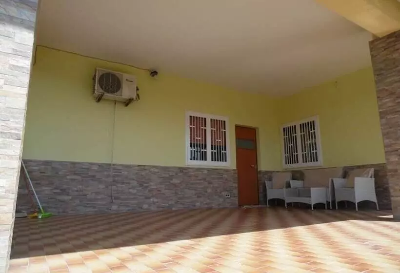 ペンション Oasi Puntese