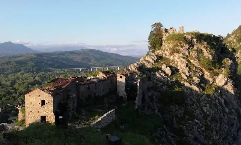 Aamiaismajoitus (B&B) Casale Del Borgo