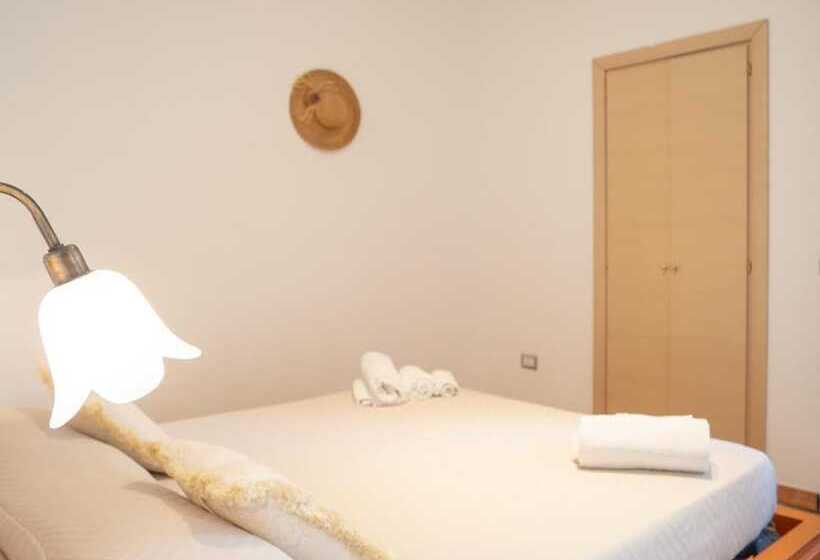 Bed and Breakfast Casale Del Borgo