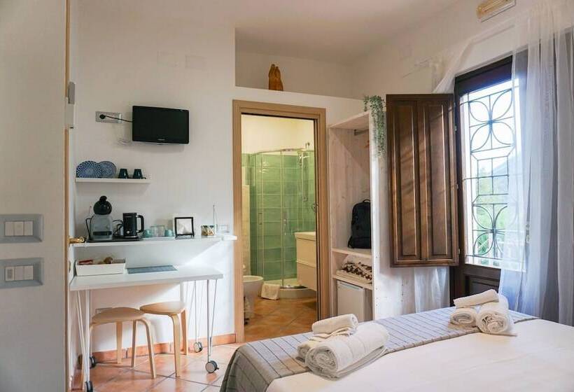 Bed and Breakfast Casale Del Borgo