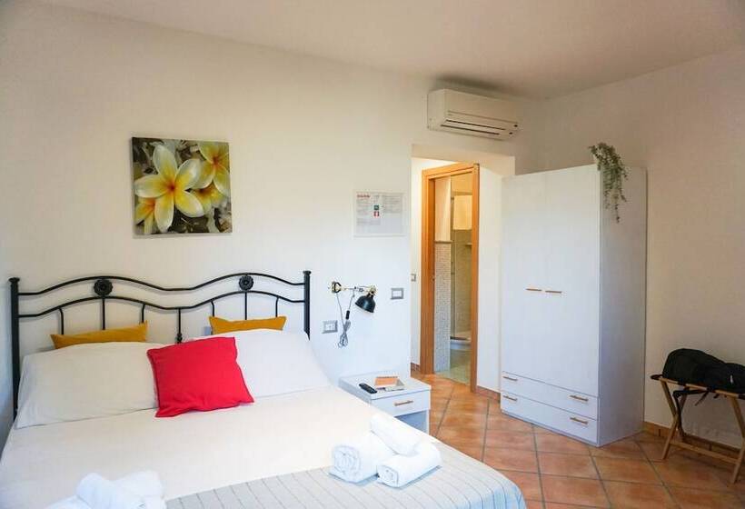 Bed and Breakfast Casale Del Borgo
