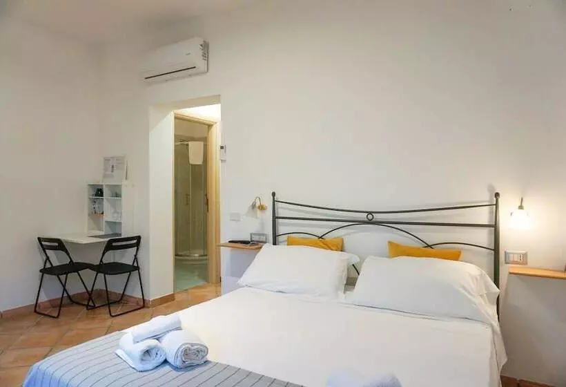 Aamiaismajoitus (B&B) Casale Del Borgo