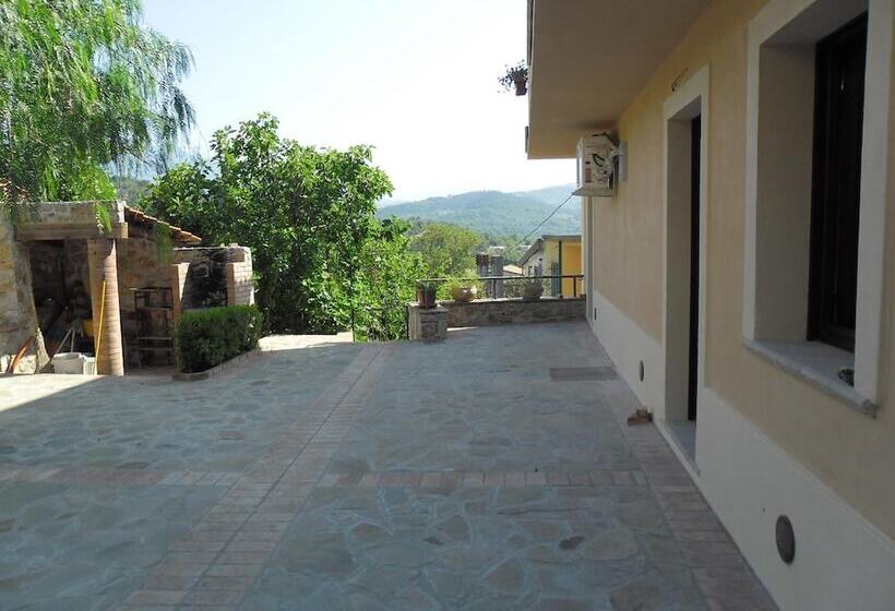 Bed and Breakfast Casale Del Borgo