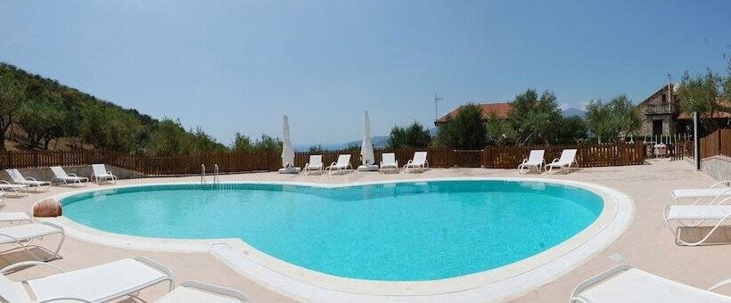 Отель Agriturismo Tempa Del Niglio