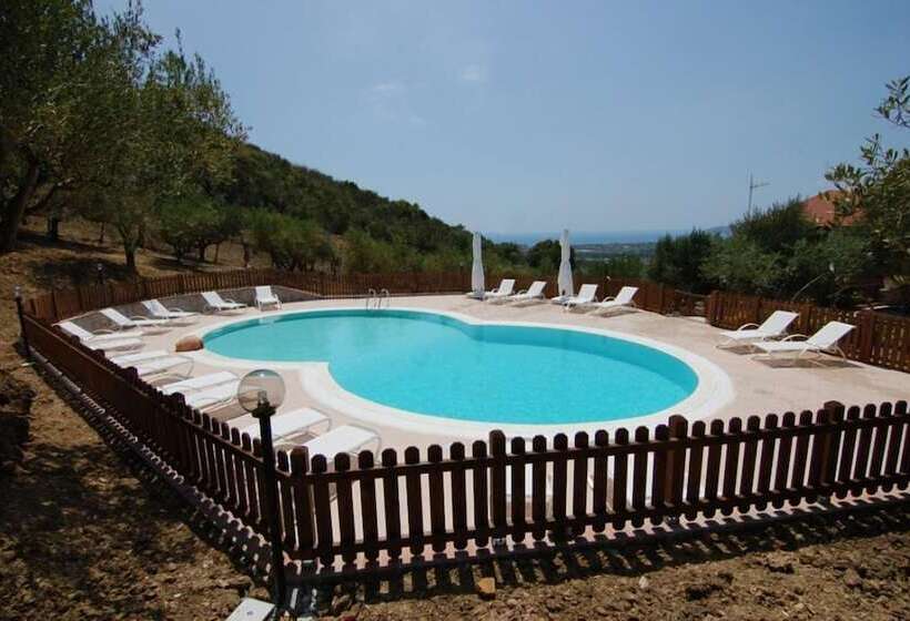 Отель Agriturismo Tempa Del Niglio