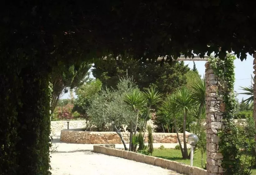 Hotelli Agriturismo Zio Zac