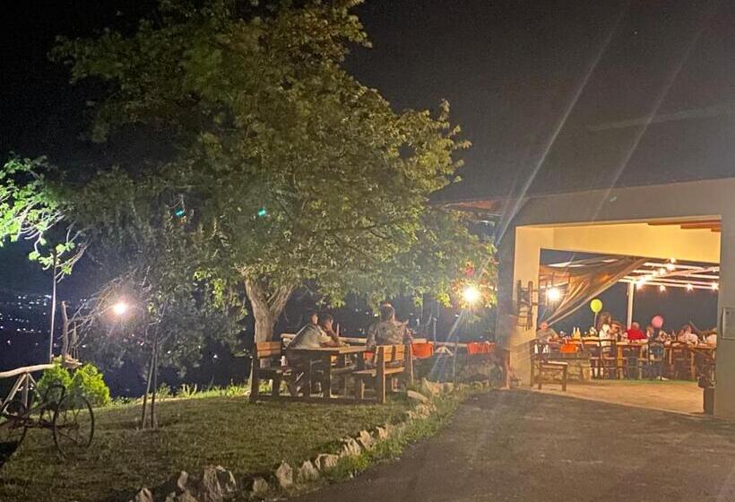 酒店 Lo Scoiattolo Country House