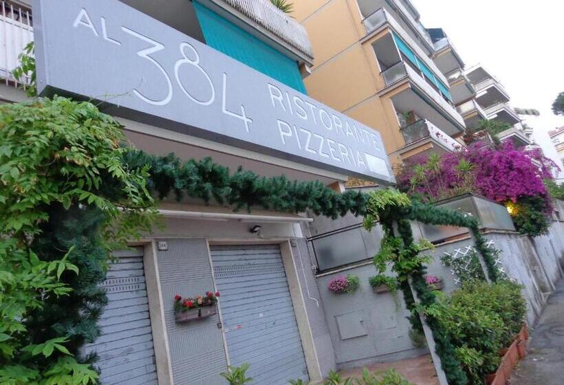 پانسیون Astoria Golden House