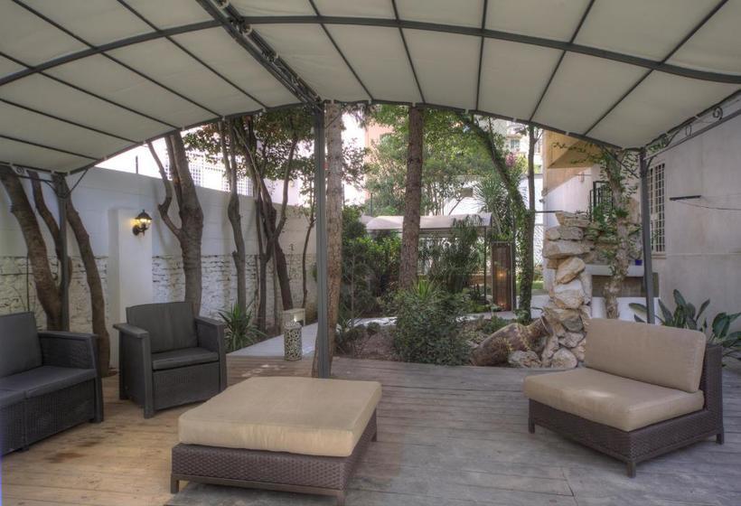 پانسیون Astoria Golden House