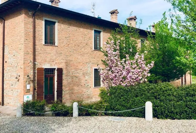 Hotelli Agriturismo Da Luca