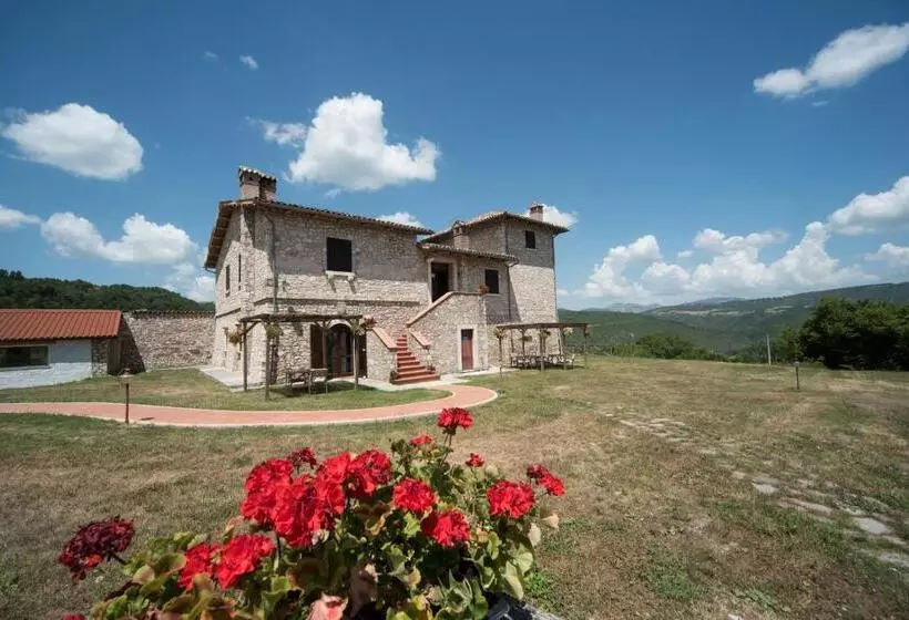 هتل Agriturismo La Commenda Adults Only