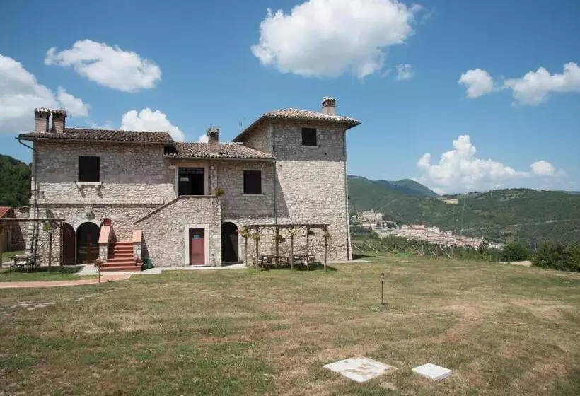 هتل Agriturismo La Commenda Adults Only