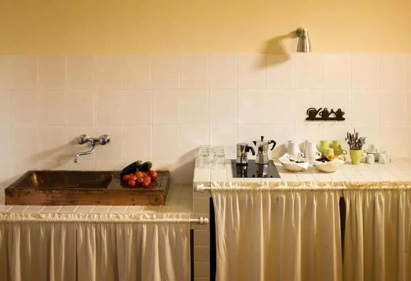 هتل Agriturismo La Commenda Adults Only