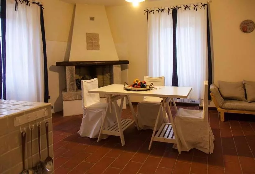 هتل Agriturismo La Commenda Adults Only
