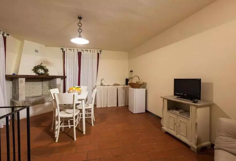 هتل Agriturismo La Commenda Adults Only