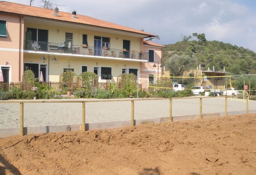 ホテル Agriturismo Le Collinette