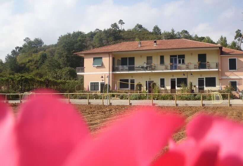 ホテル Agriturismo Le Collinette