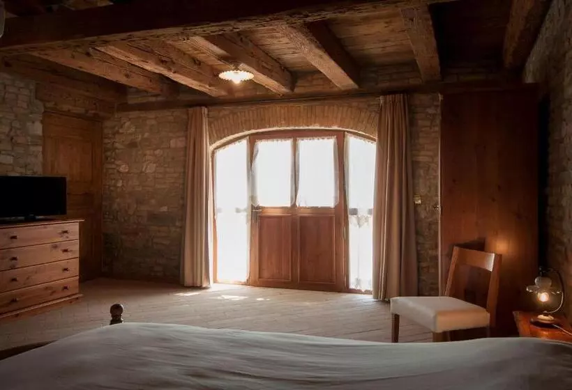 هتل Agriturismo Sant Egidio