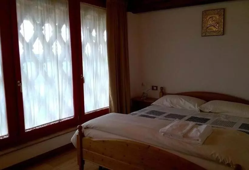 هتل Agriturismo Sant Egidio