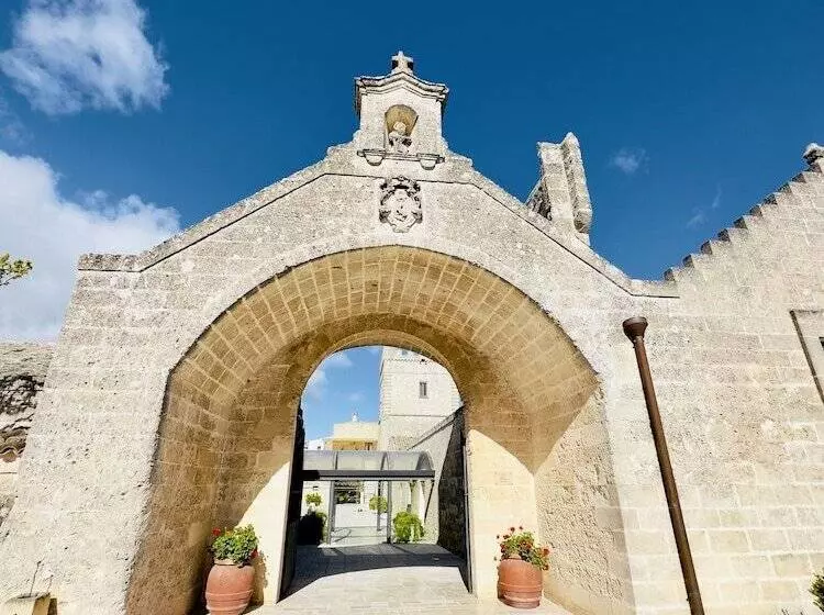 هتل Masseria Torre Spagnola