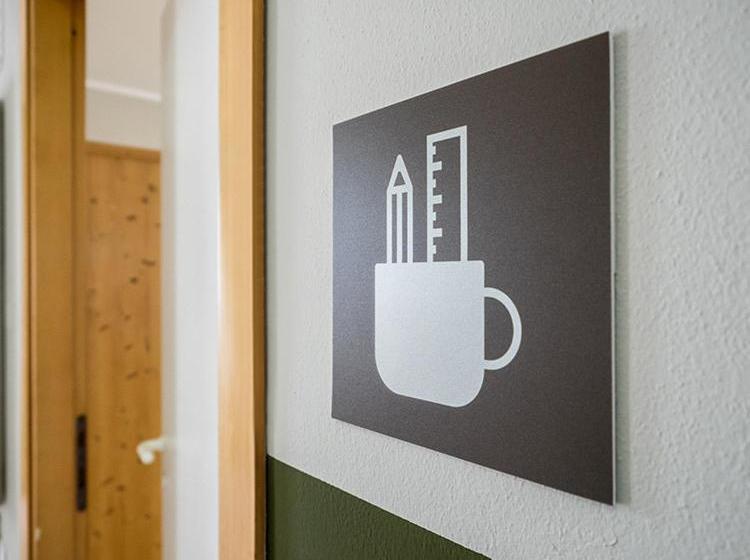 הוסטל La Groletta