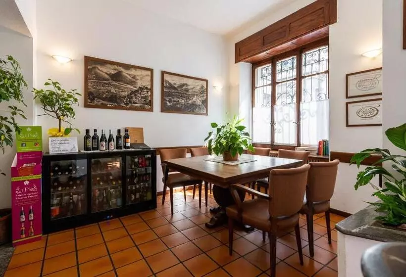 Retkeilymaja Locanda Piemonte Da Sciolla