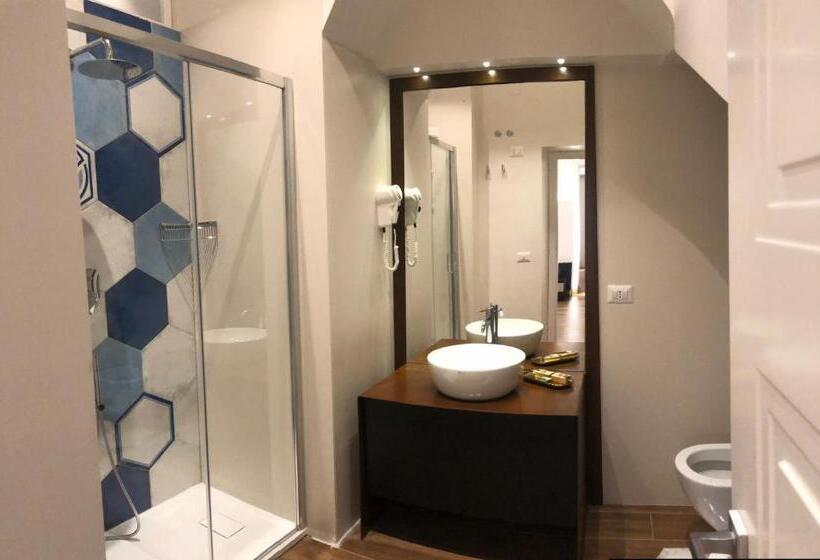 تختخواب و صبحانه Tropicana Room