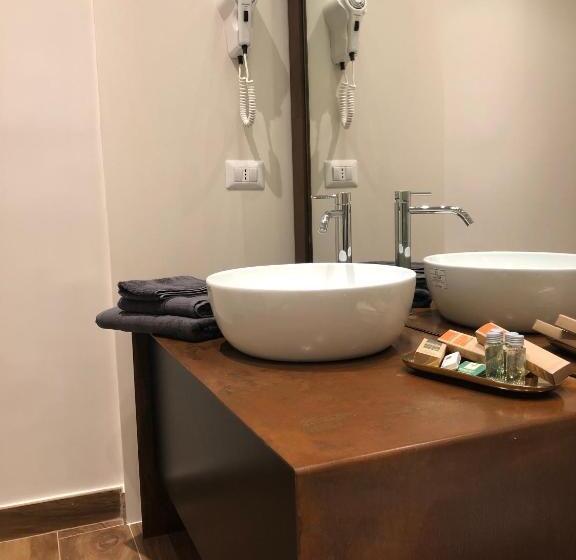 تختخواب و صبحانه Tropicana Room